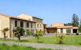 Corps de ferme entièrement rénové (maison de 220m2)